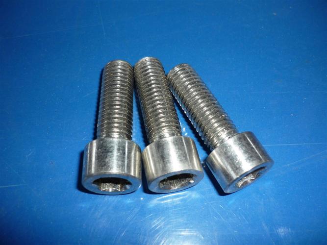 gh4145螺栓主要产品有不锈钢紧固件(螺栓,螺母),法兰,过滤器材,不锈钢